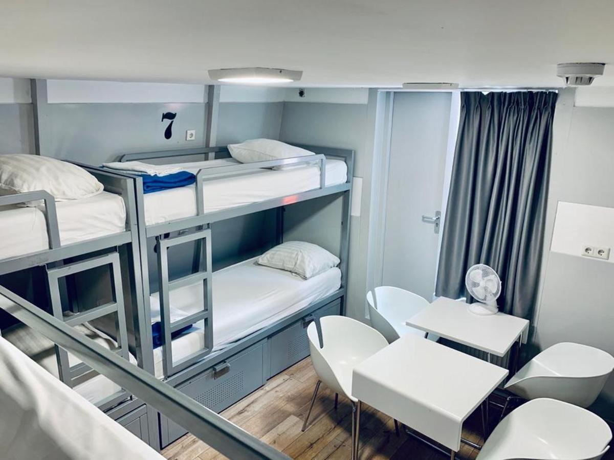 Room for 8 People with Shared Bathroom,1005002668:JPEG