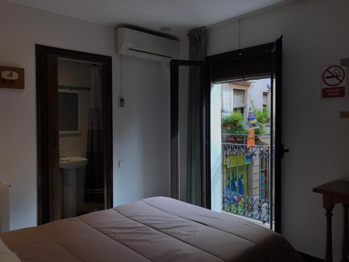 Climatized Double Room Private bathroom