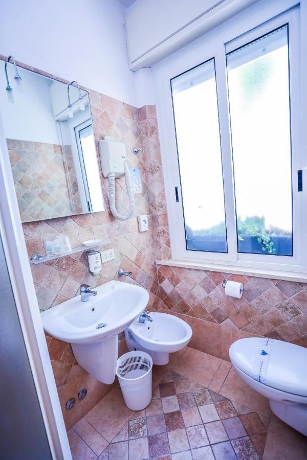 Two-Bedroom Apartment,1006451917:JPEG