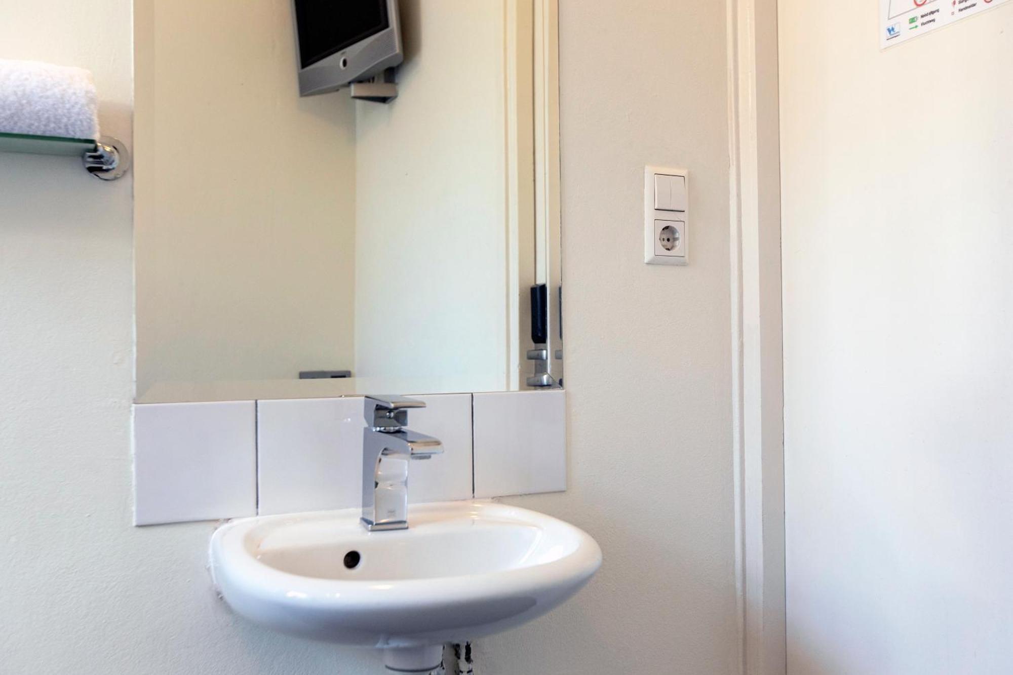 Triple Room Private Bathroom,1014406396:JPEG