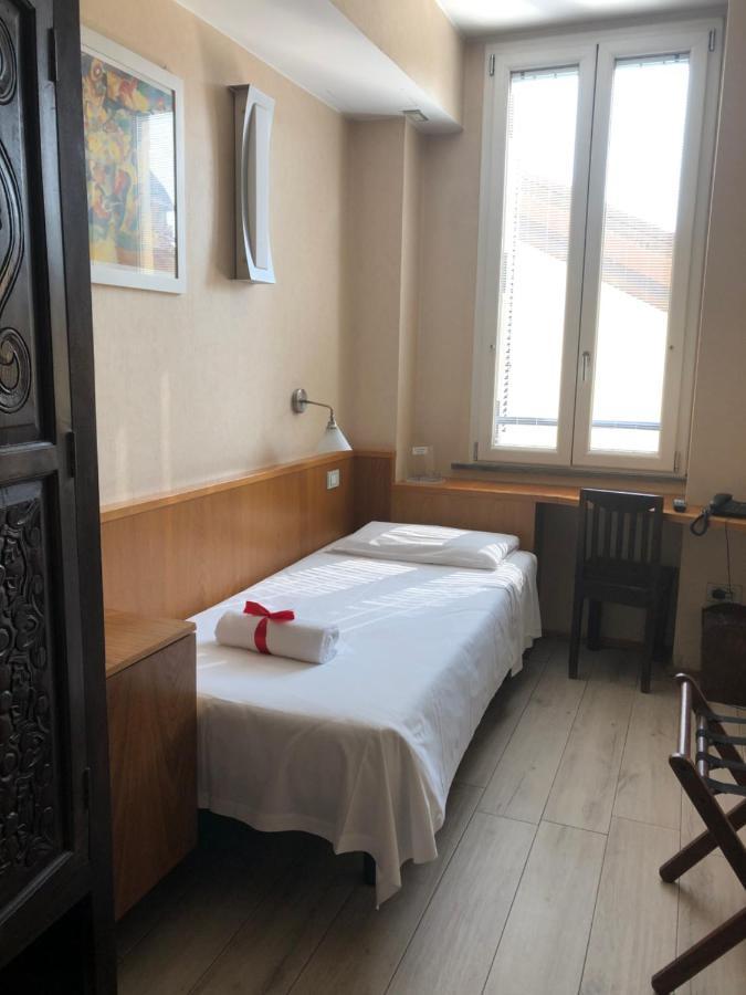 Classic Single Room,1018298113:JPEG