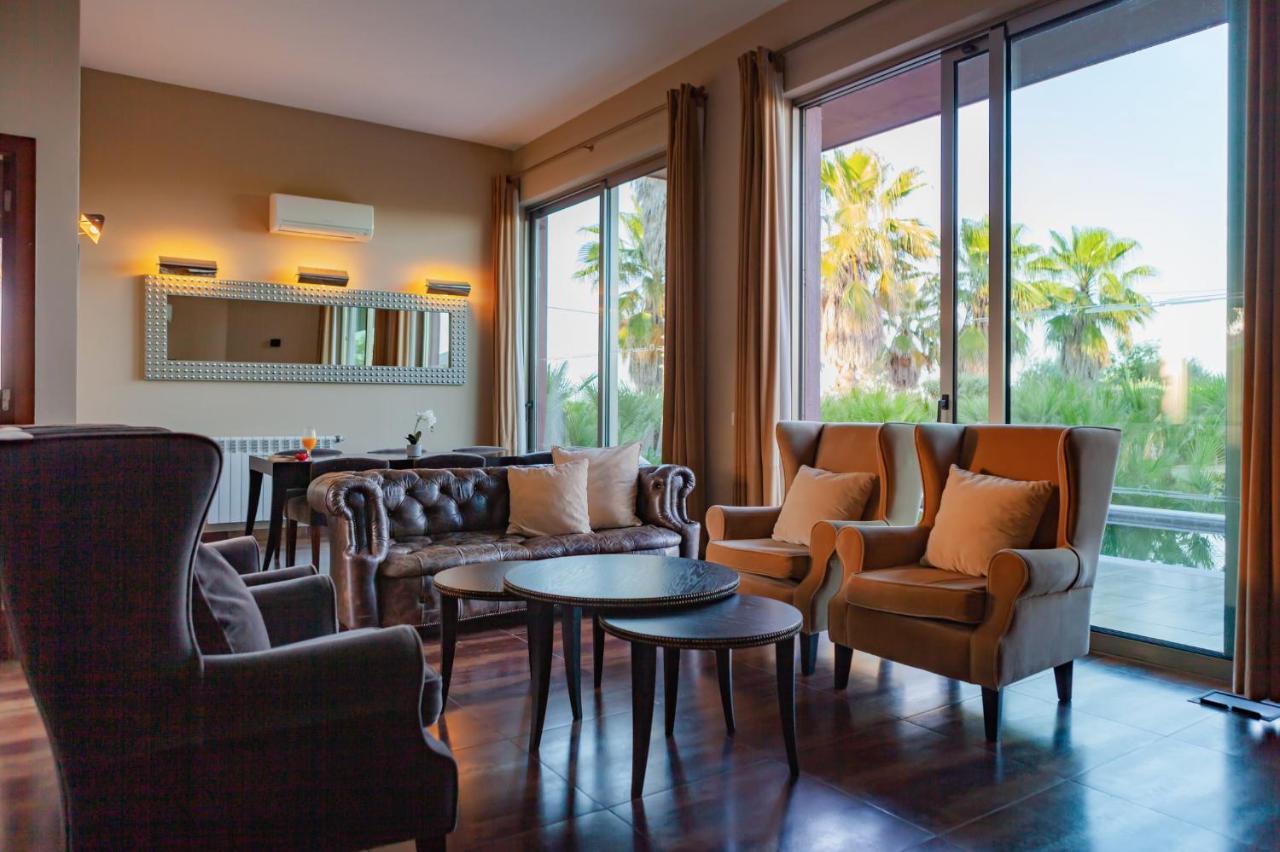 Three-Bedroom Villa Garden View