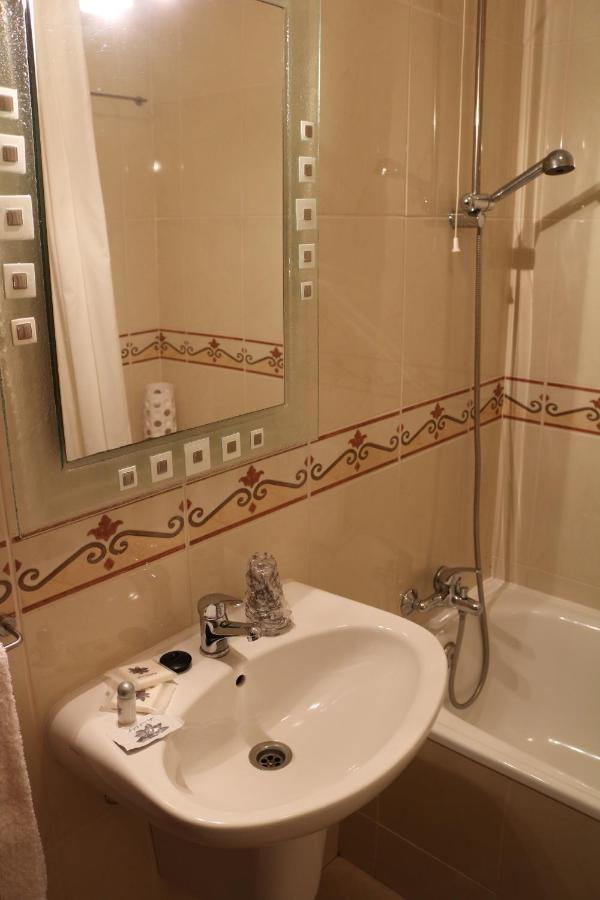 Quarto Twin
