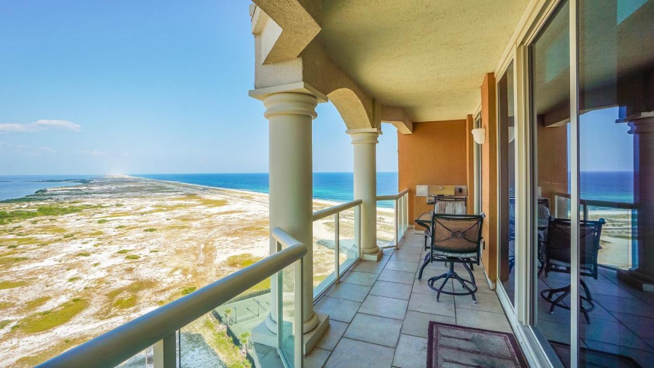 Two-Bedroom Apartment Water View