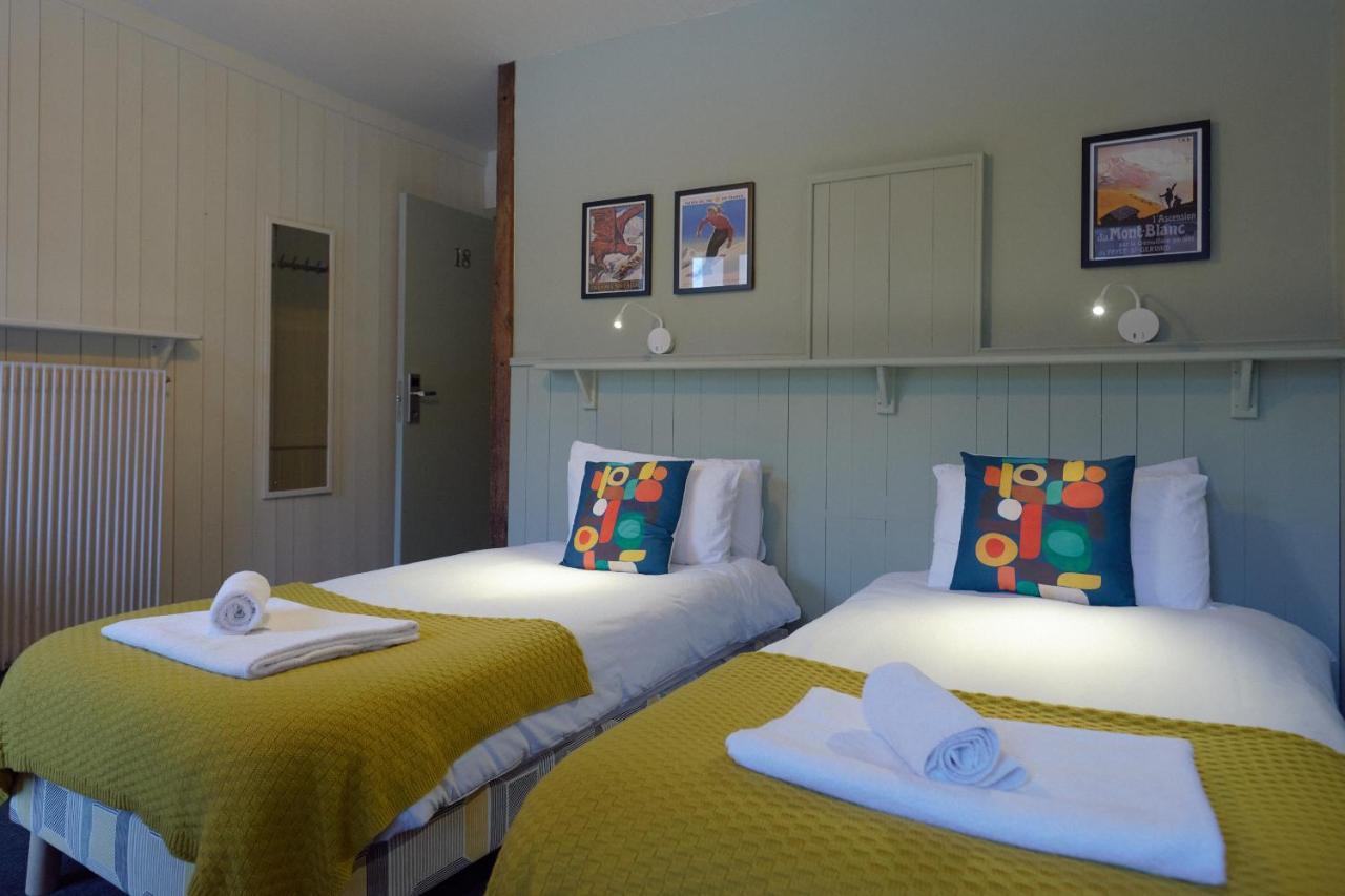 Double or Twin Room Mountain View