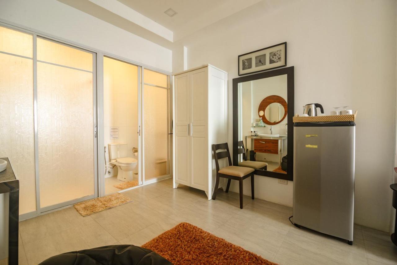 Queen Room with Sea View