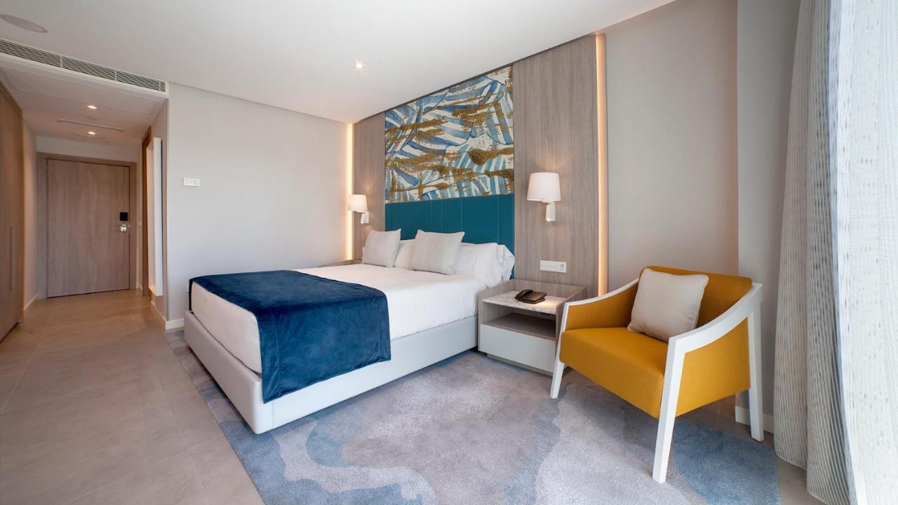 Premium Deluxe Double or Twin Room with Pool View,1207656322:JPEG