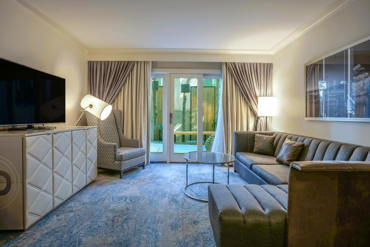 Superior One-Bedroom Suite,1089095275:JPEG