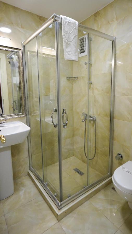 Standard Double Room,1081585438:JPEG