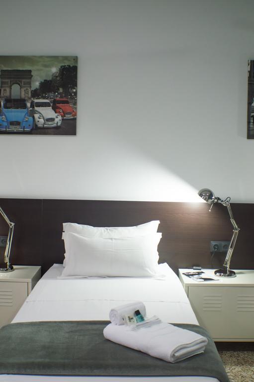 Vierpersoonskamer met Gedeelde Badkamer