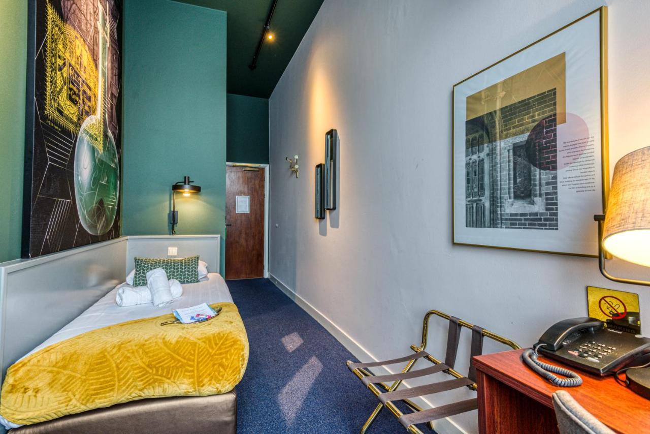 Single Room