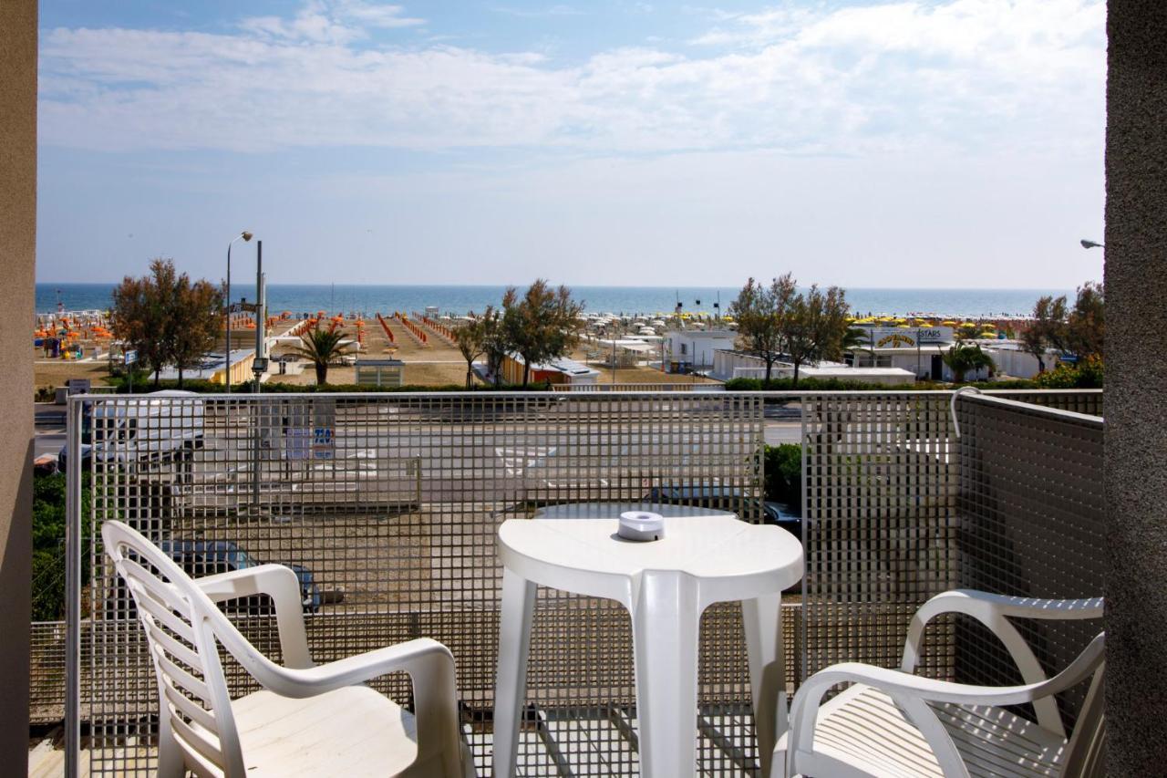 Double or Twin Room Balcony