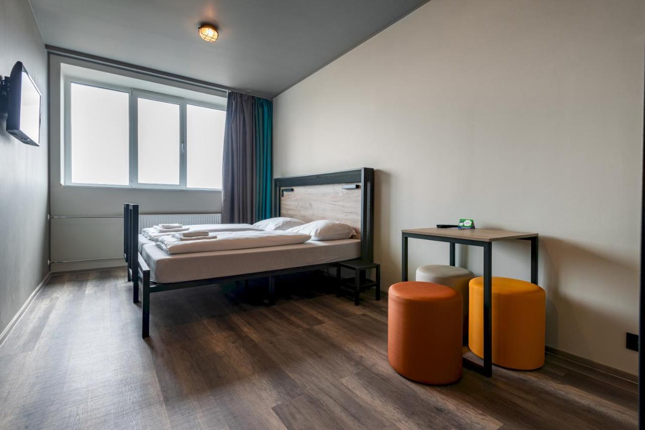 Twin Room,1419625200:JPEG