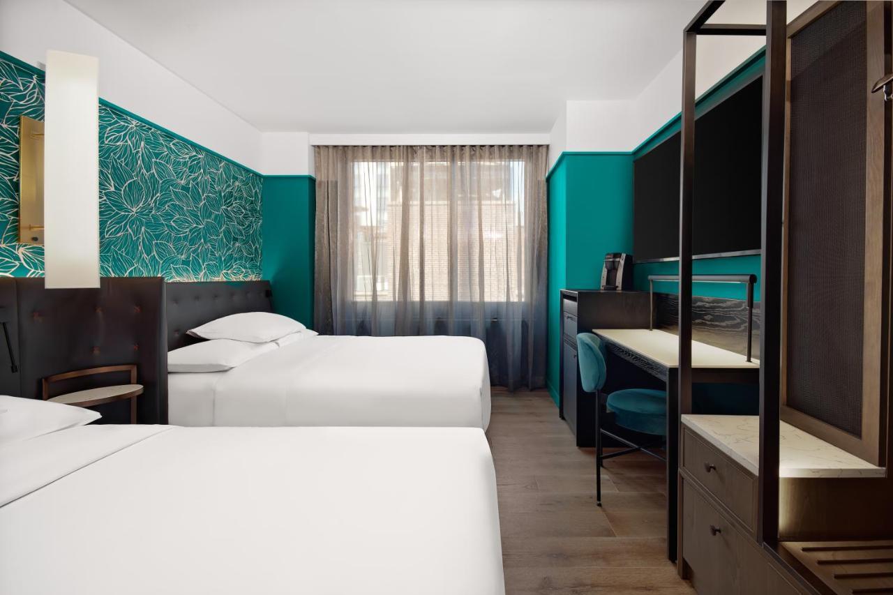 Quarto Queen com 2 Camas Queen-size - Piso Superior