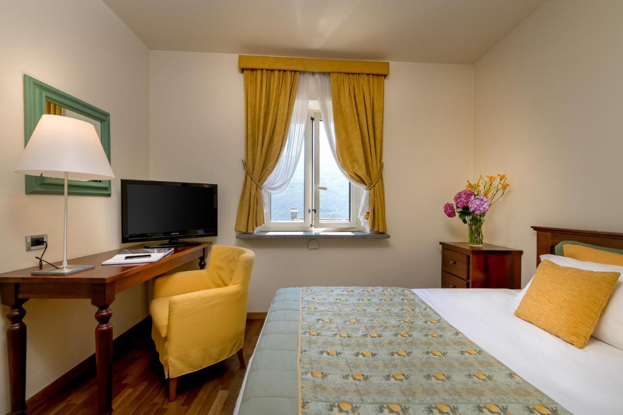 Small Double Room,1138747765:JPEG