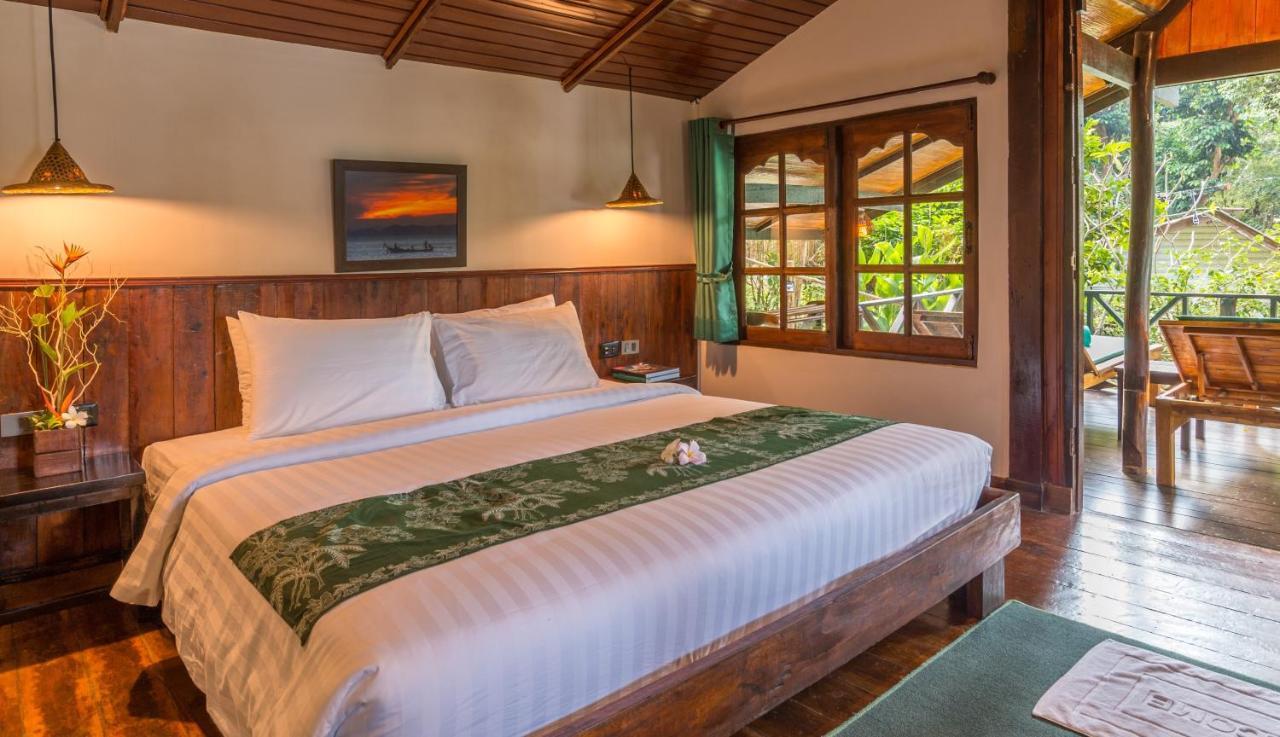 Deluxe Bungalow