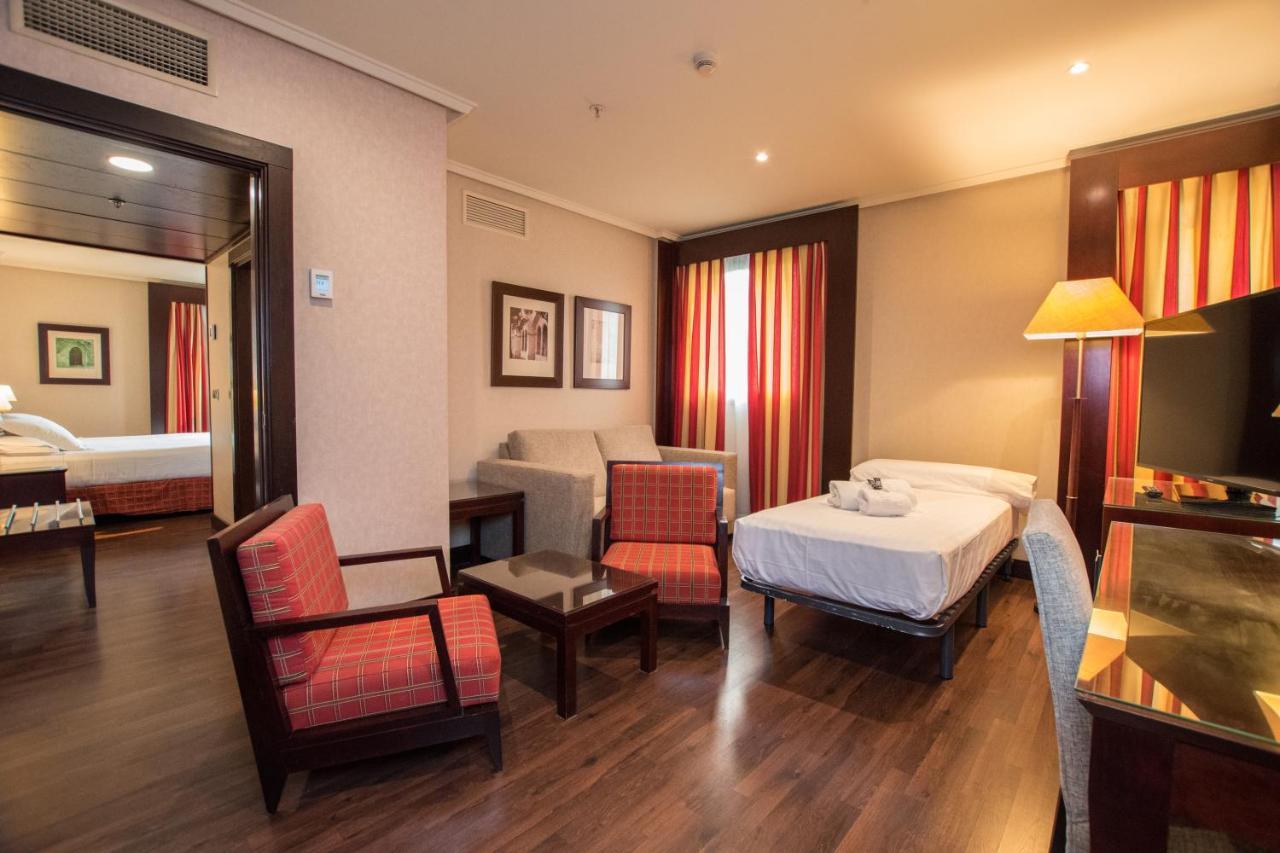 Junior Suite Extra Bed,1272639397:JPEG