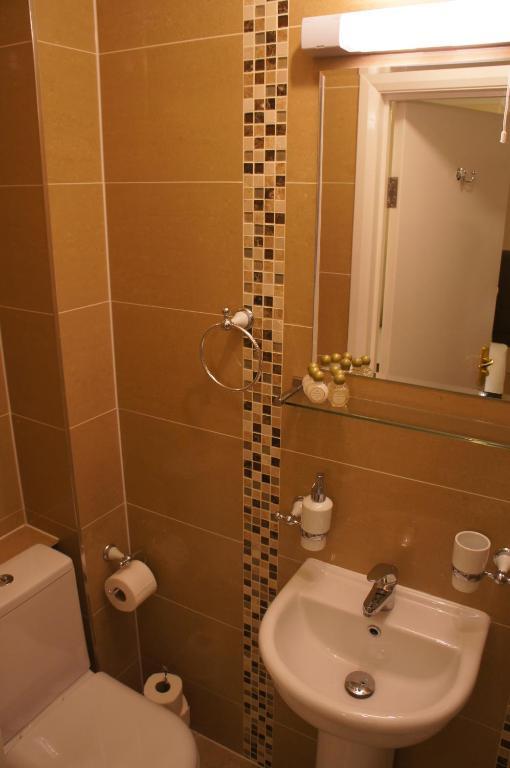 Single Room - Private Bathroom,11674371:JPEG