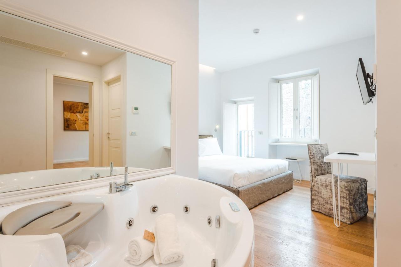 Suite Hot Tub
