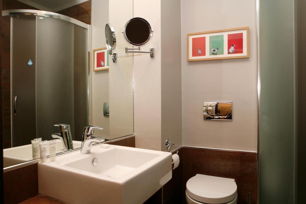 Single Room,1216143697:JPEG