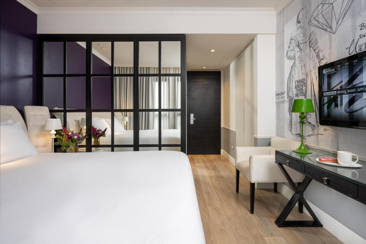 Standard Queen Room with City View