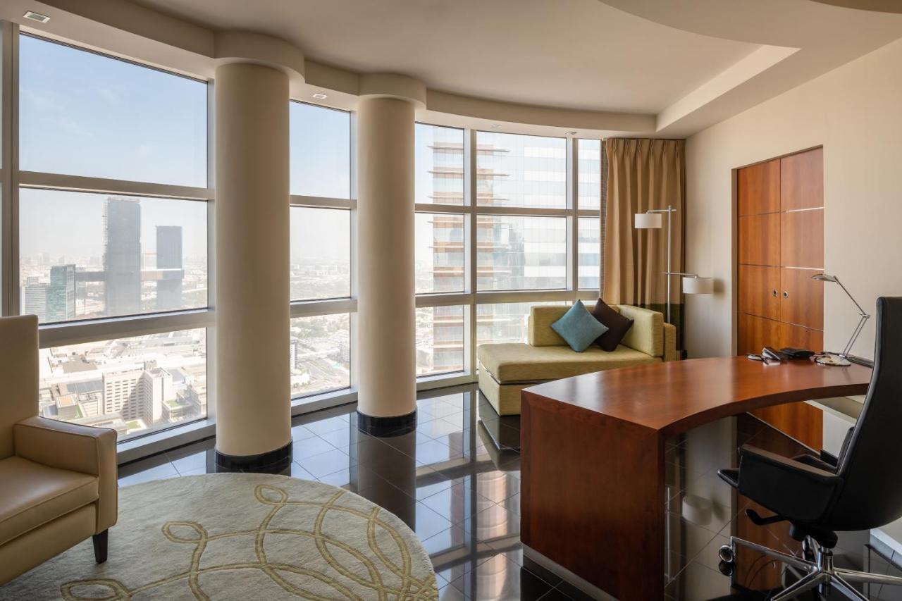 Executive Suite with Panoramic Skyline Views, Airport Transfers, Direct Connectivity to Museum of The Future, Complimentary Breakfast, Signature Afternoon Tea, Evening Sundowners, Soft Refreshments and Canapes,1190727835:JPEG