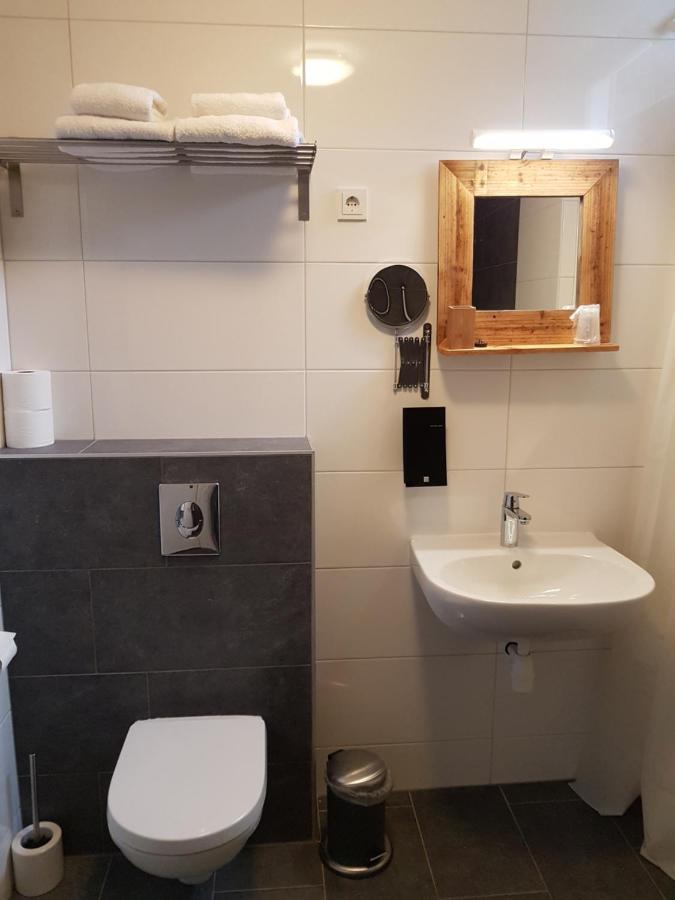 Budget Double Room with Private External Bathroom,1361811686:JPEG