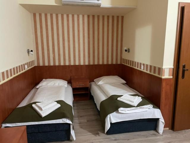 Economy Tweepersoonskamer met 2 Aparte Bedden