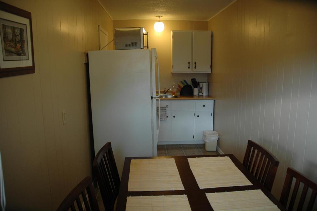 Queen Room with Two Queen Beds with Kitchen