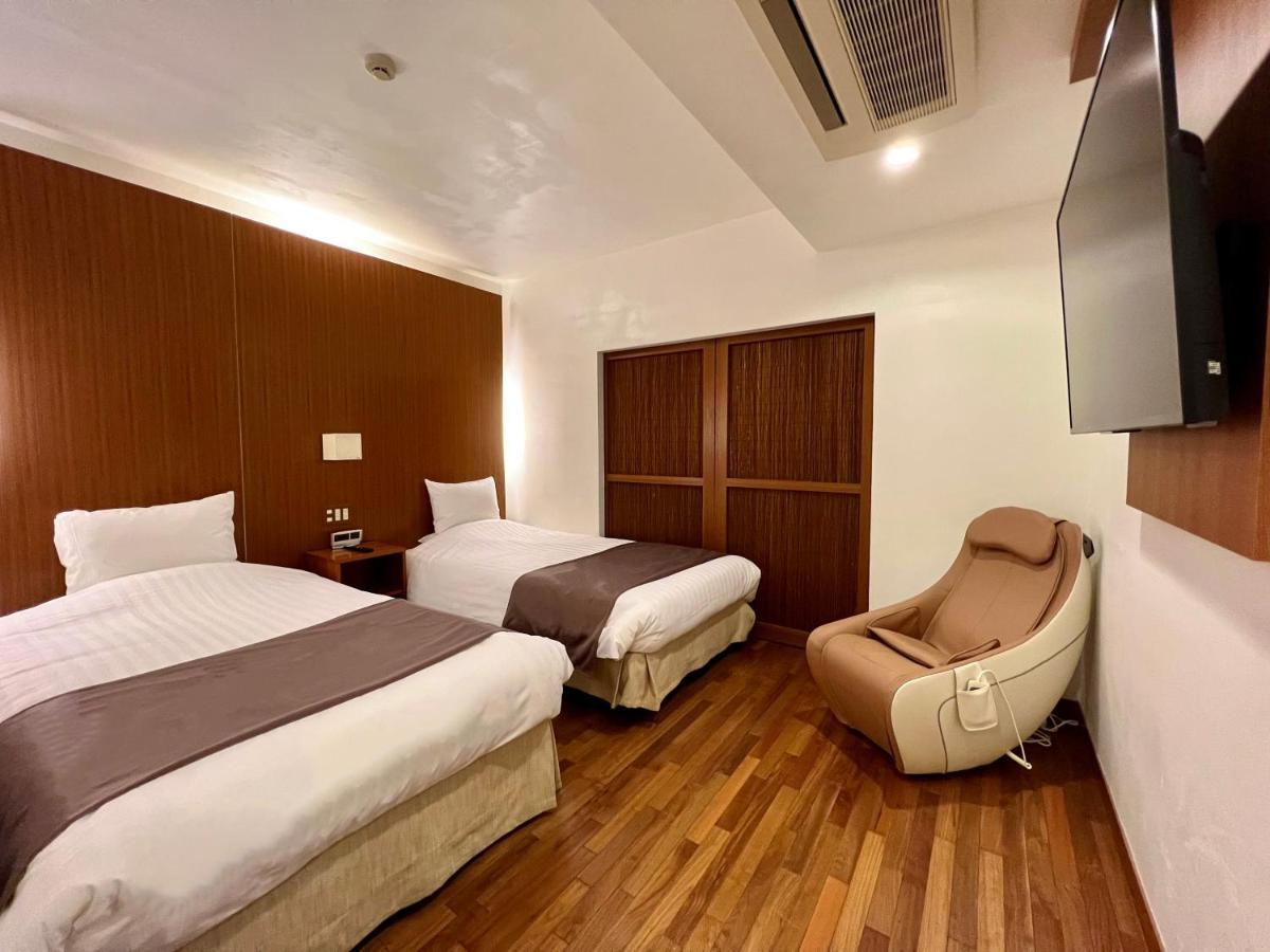 Deluxe Twin Room Non-Smoking