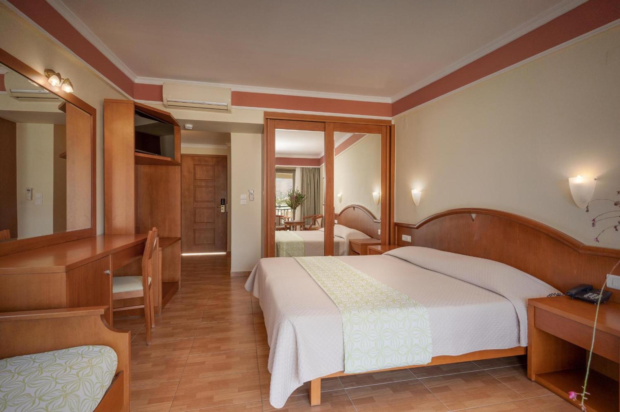 Standard Room with Sea View