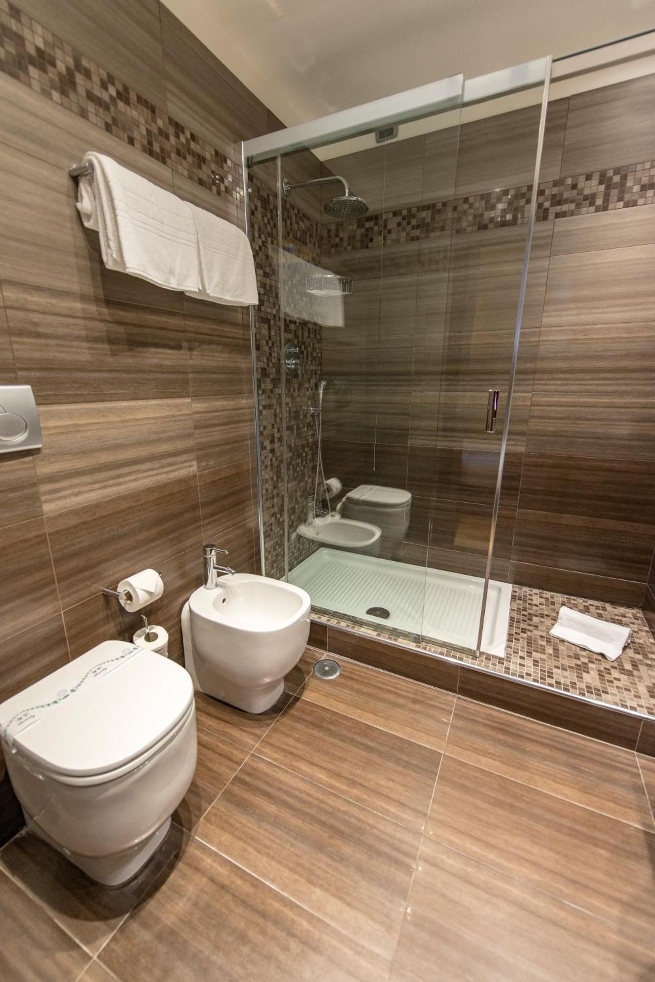 Double Room,1209399313:JPEG