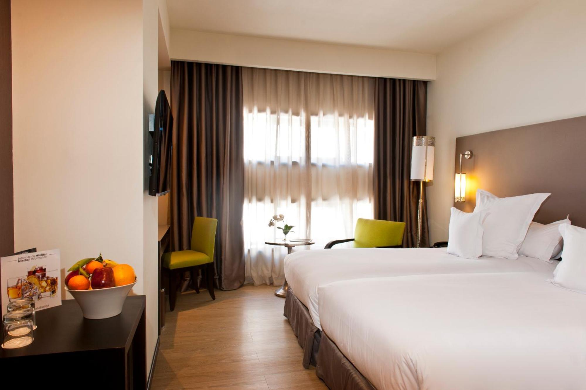 Deluxe Room,1211917321:JPEG