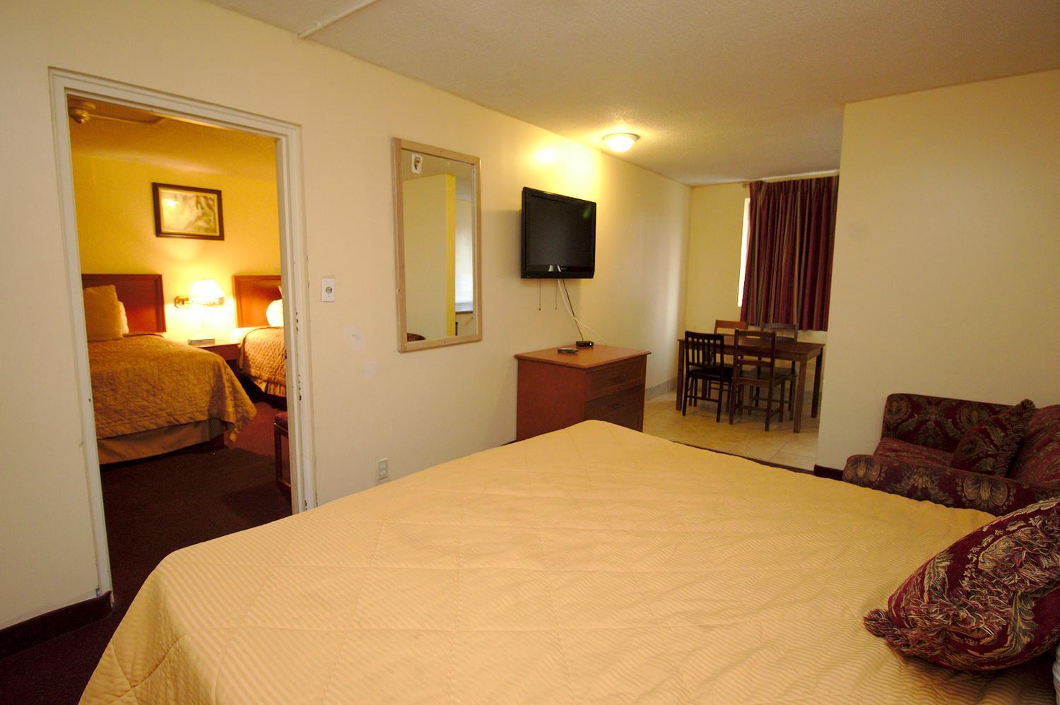 Family Suite,1602958913:JPEG