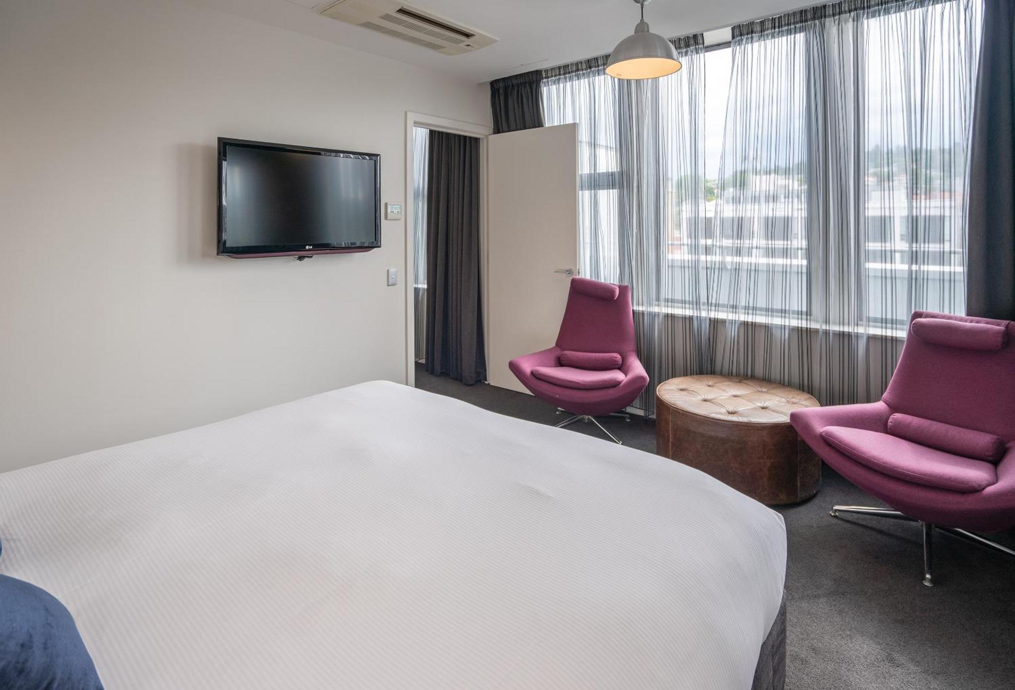 Executive One-Bedroom Suite
