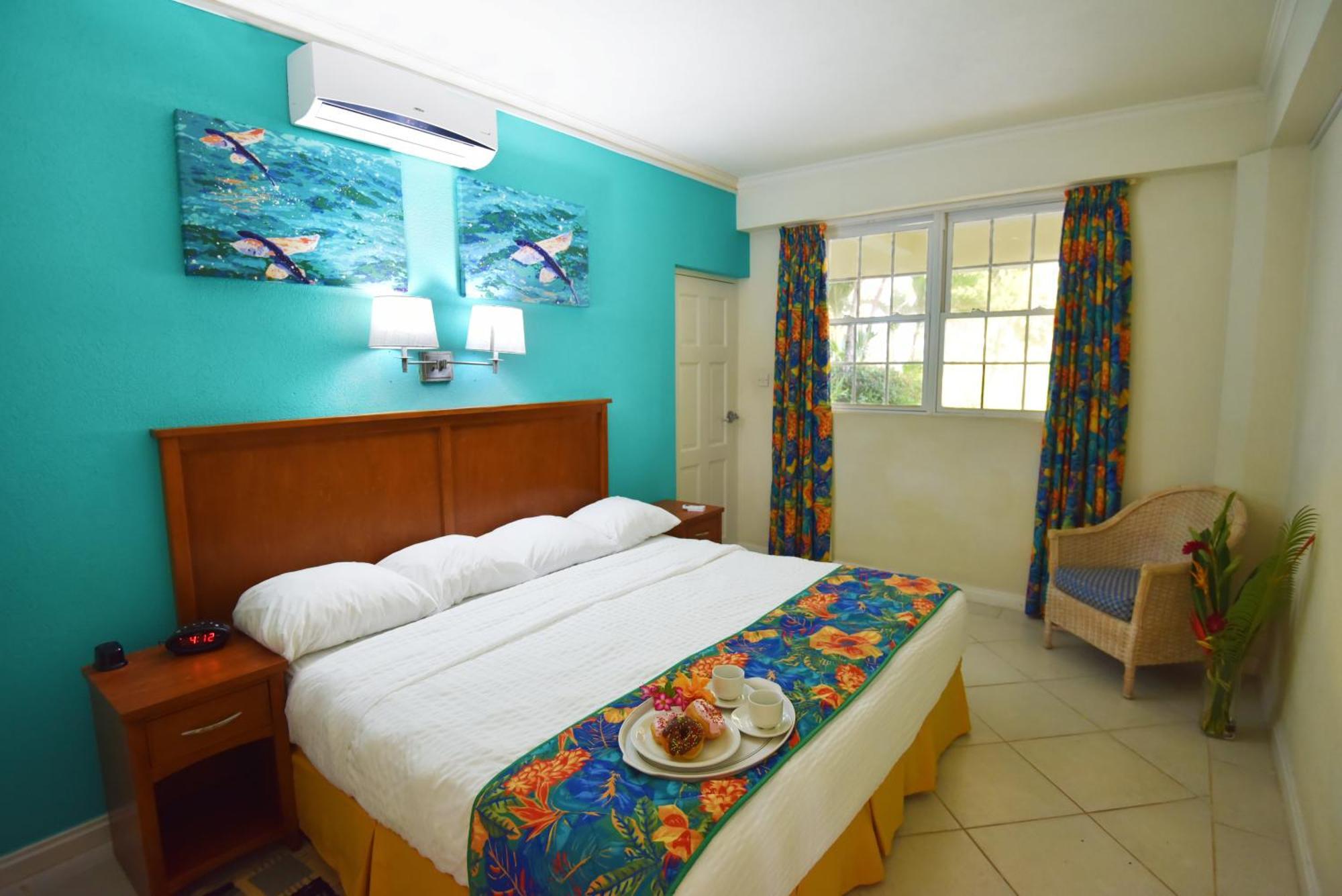 One-Bedroom Apartment,1213056754:JPEG