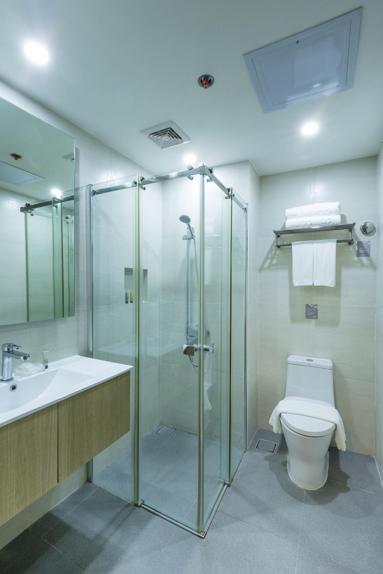 One-Bedroom Suite with Kitchen,1213496893:JPEG