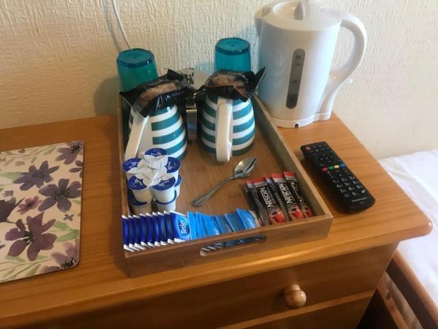 Kleines Zweibettzimmer