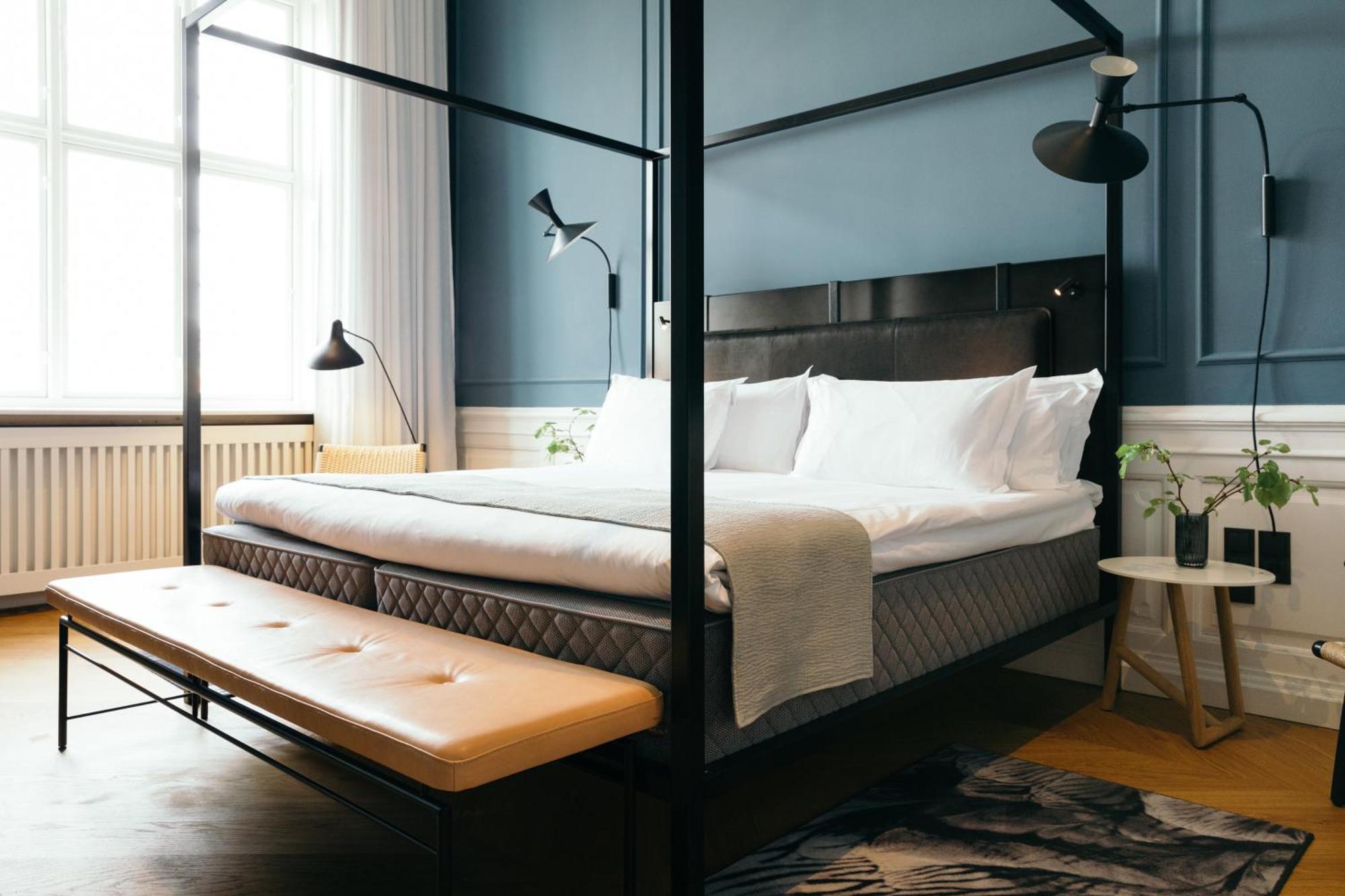 Suite Nobis