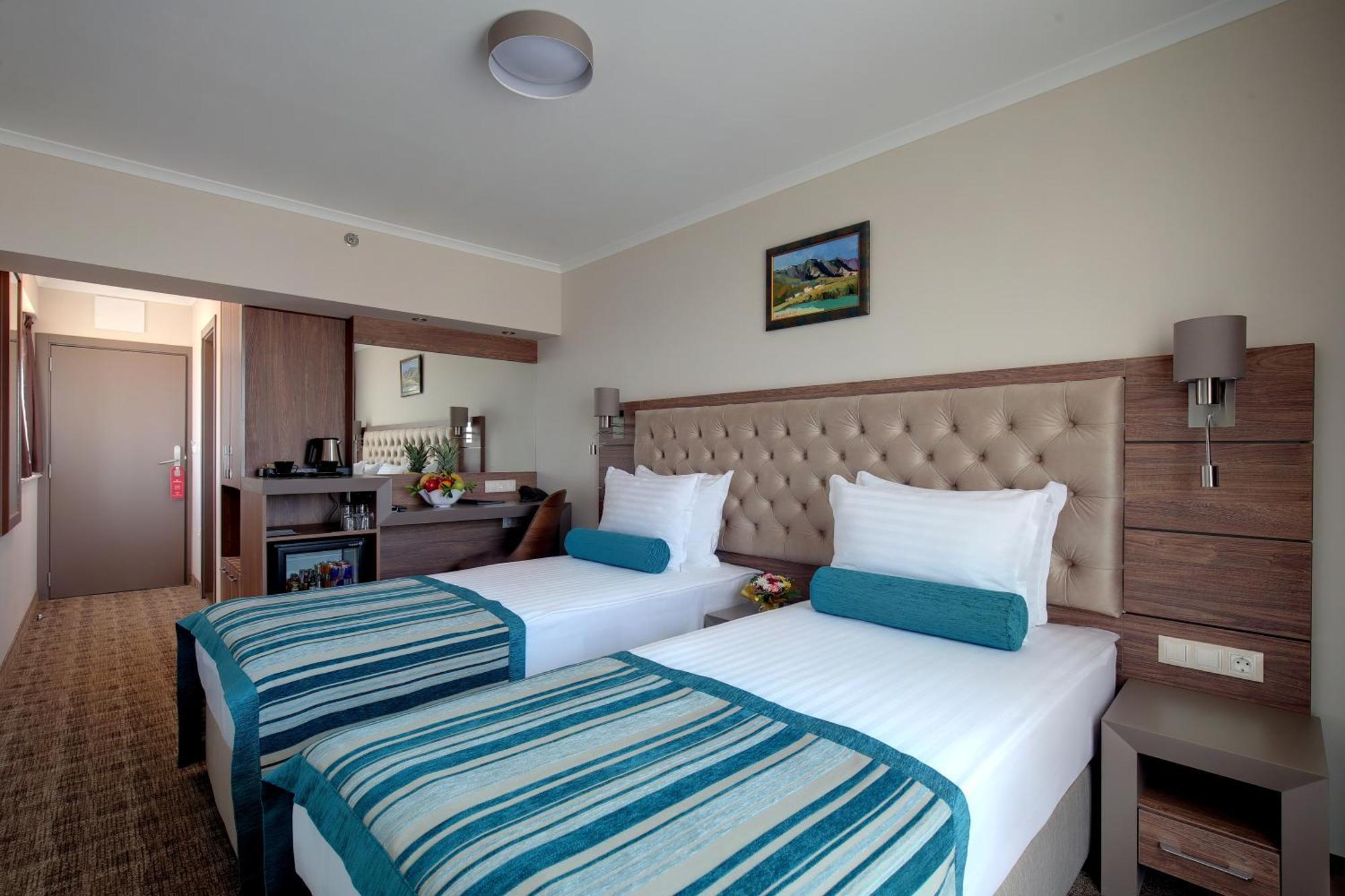 Twin Room,1227083030:JPEG