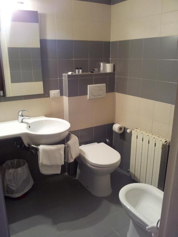 Double or Twin Room,67221431:JPEG