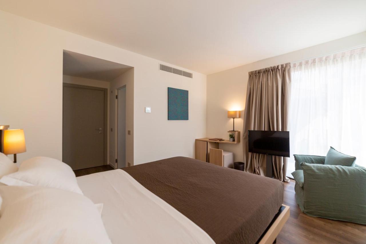 Double Room with Balcony,1241699077:JPEG