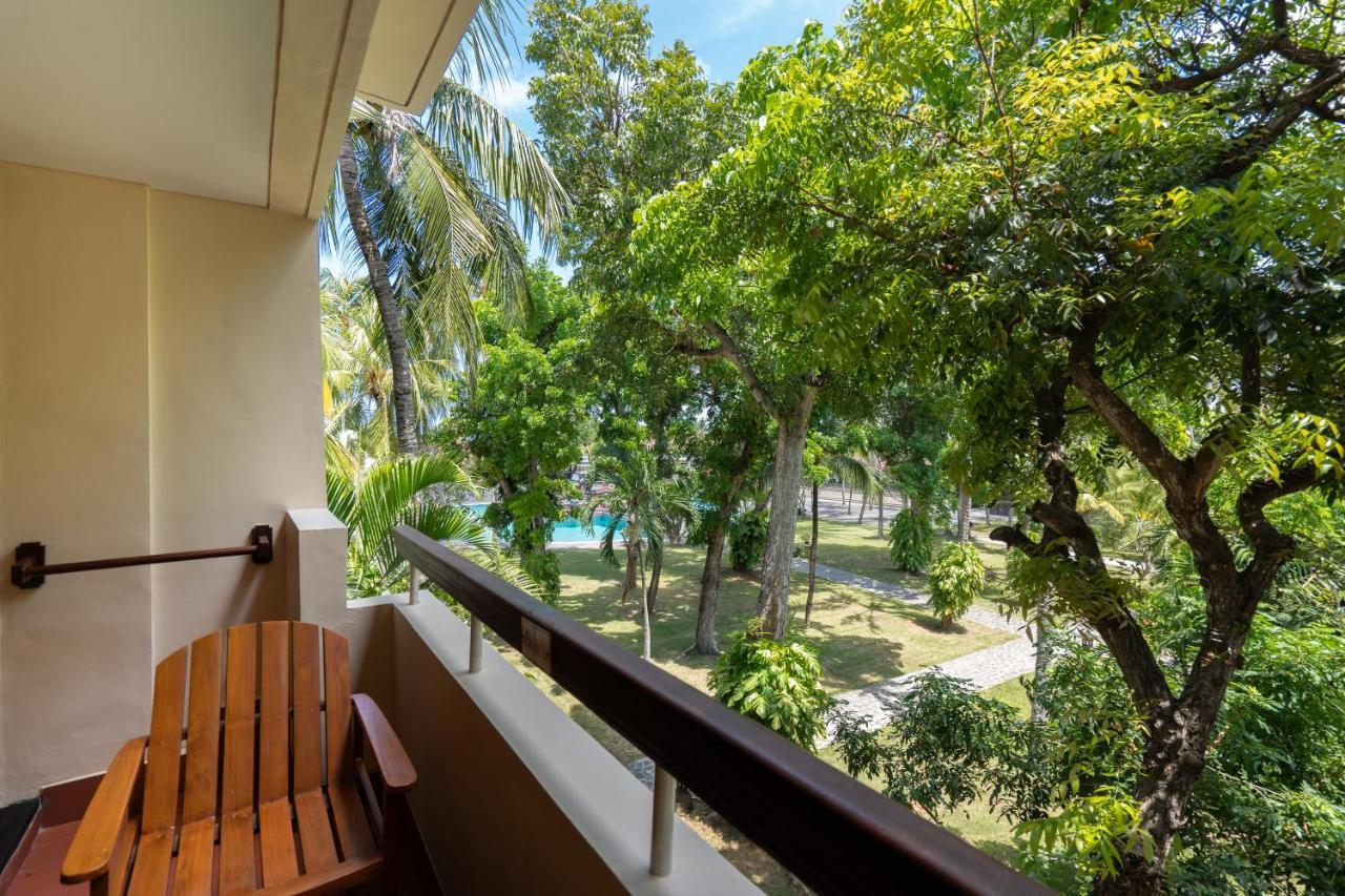 Deluxe Double or Twin Room Benefit