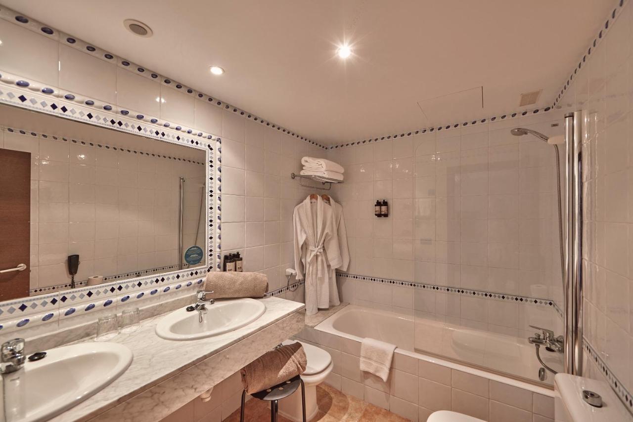 Suite mit Terrasse und Meerblick – Spa-Zugang nicht inbegriffen