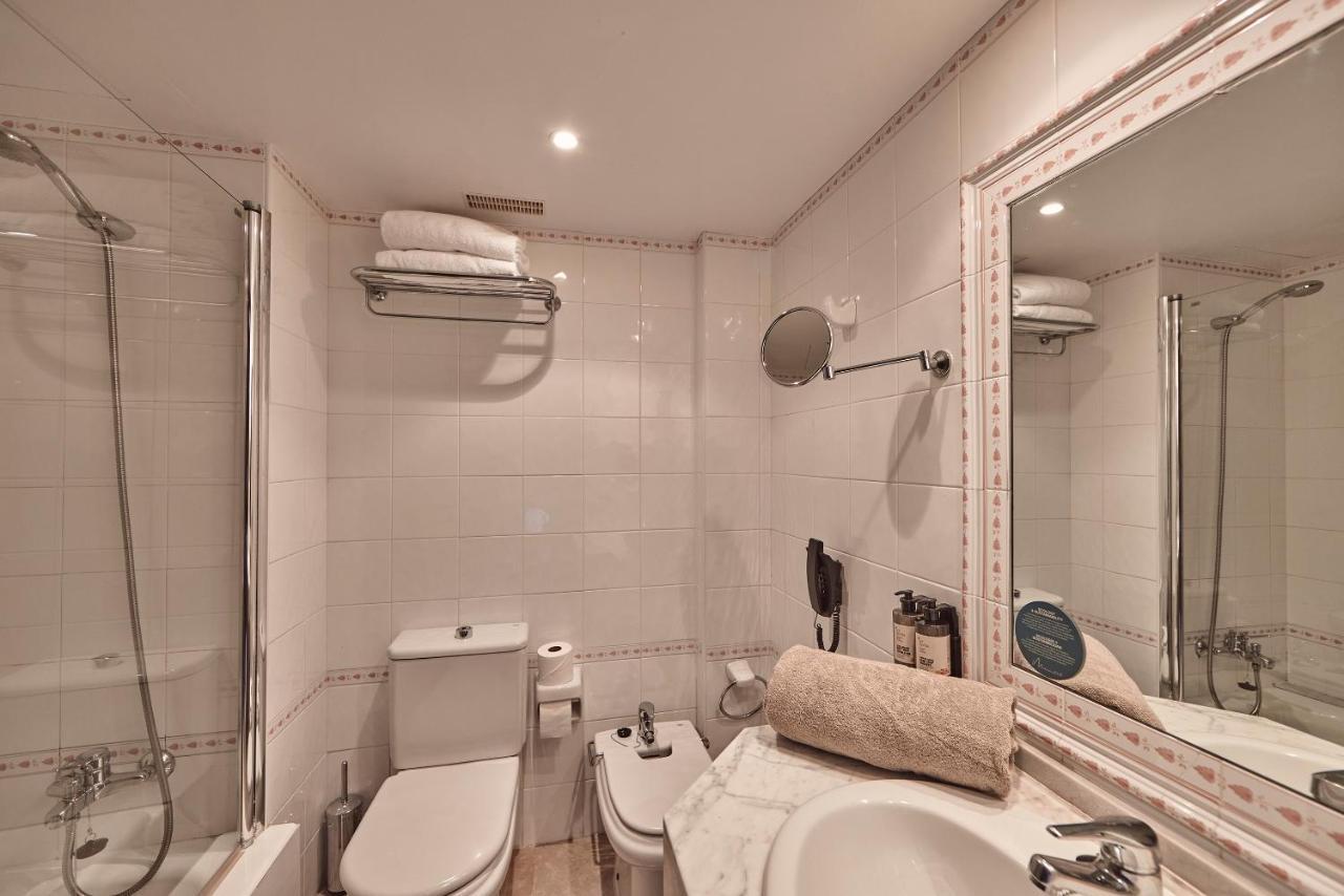 Junior Suite mit Balkon und Meerblick – Spa-Zugang nicht inbegriffen