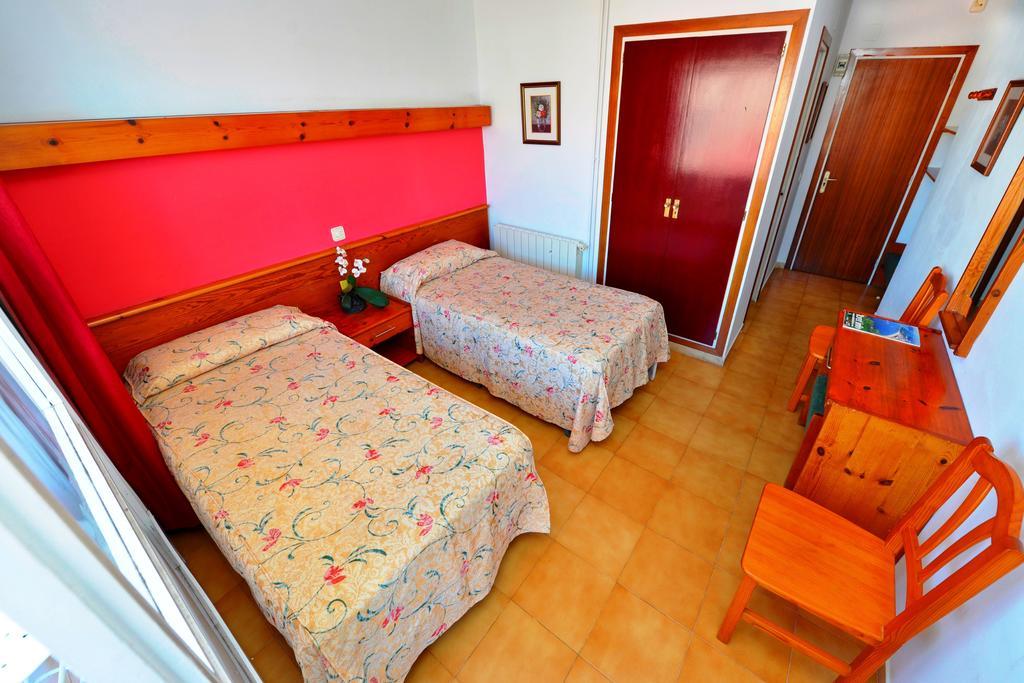 Double or Twin Room,464735982:JPEG