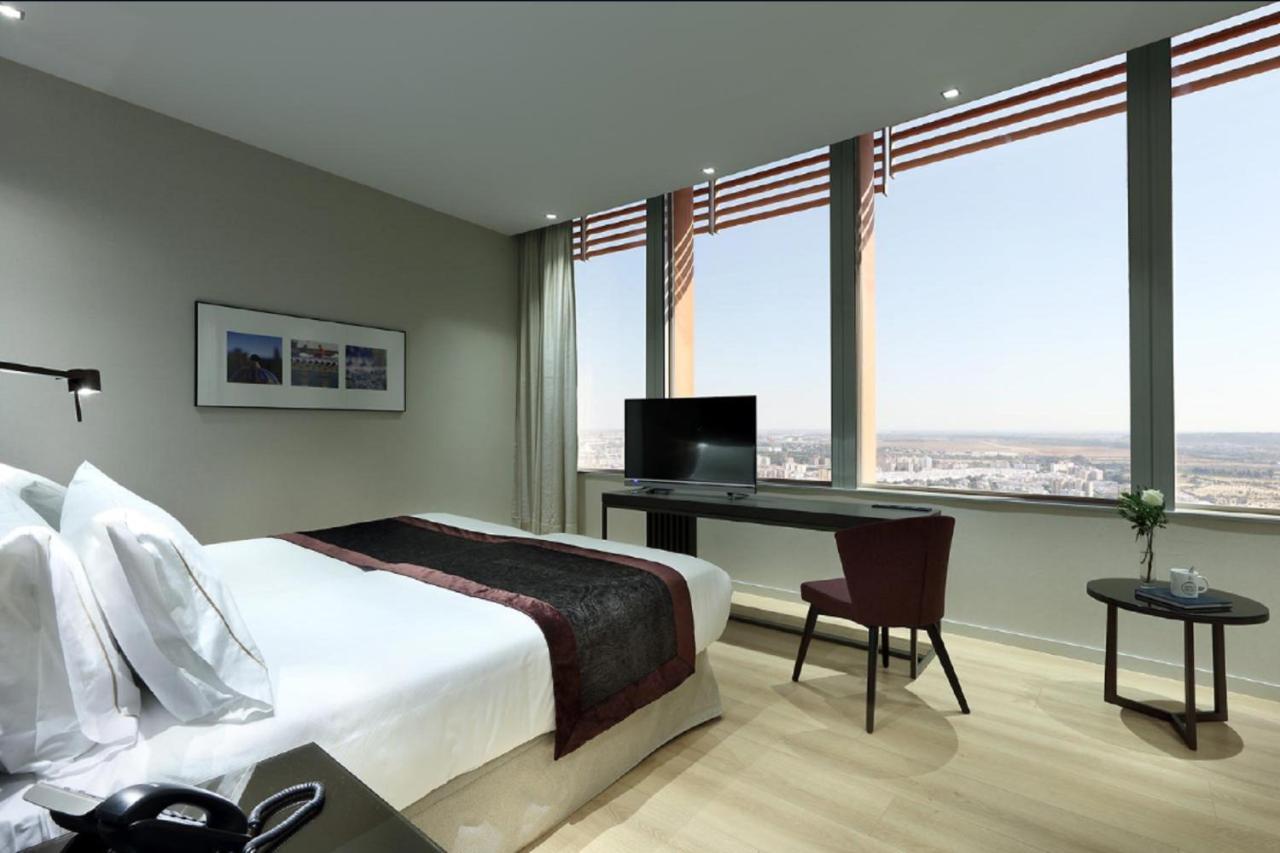 Deluxe Room,1443860350:JPEG