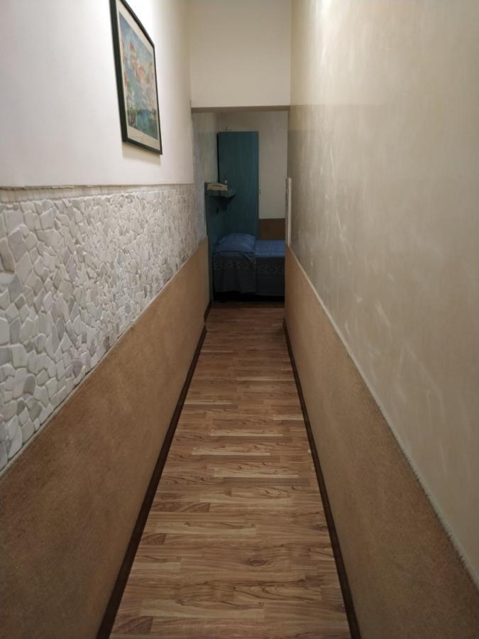 Camera Doppia con Letti Singoli con Bagno Privato Esterno