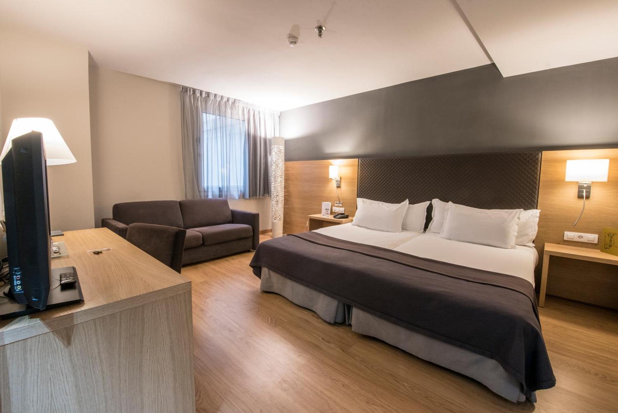 Standard Double or Twin Room with Extra Bed