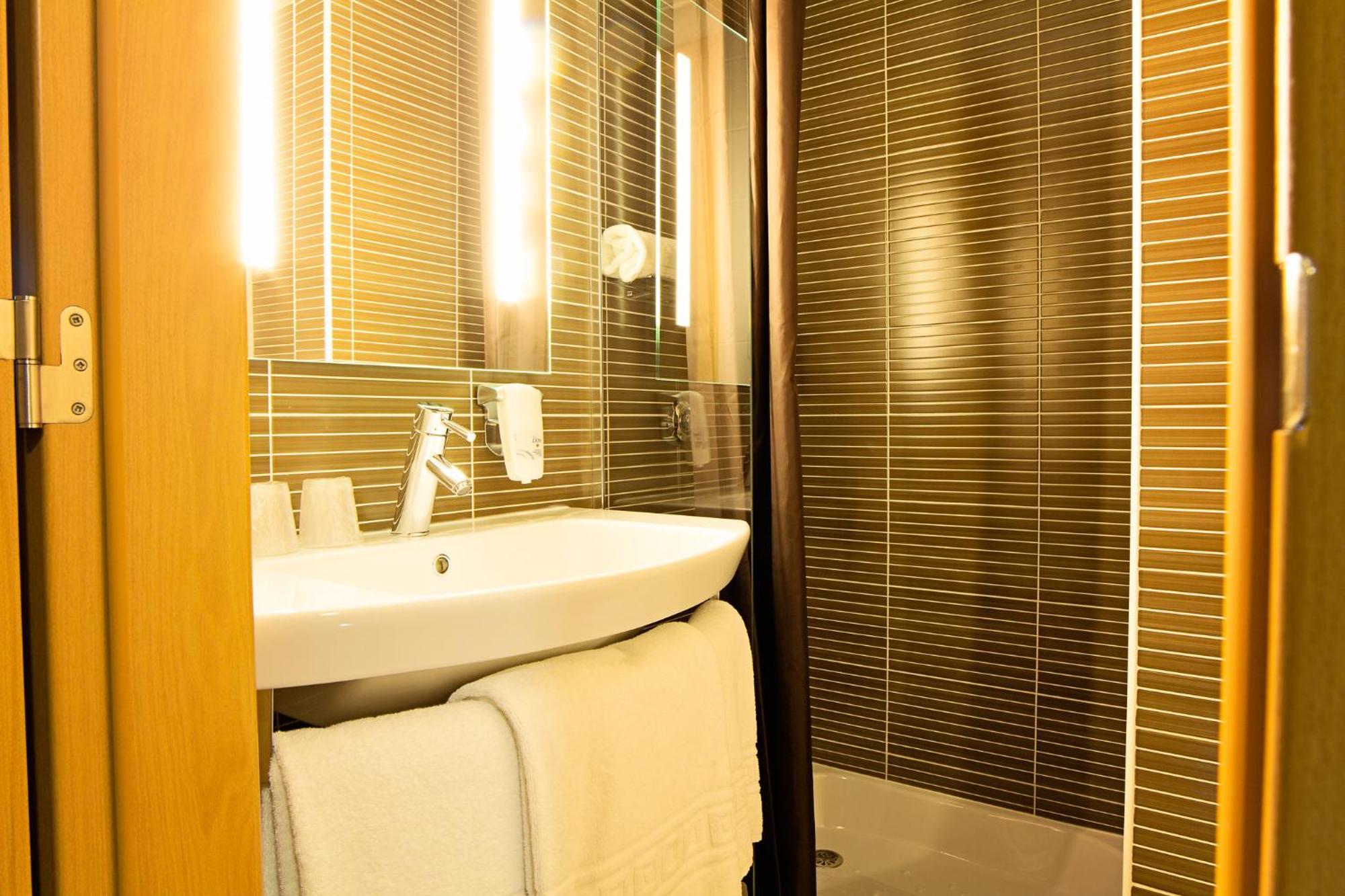 Superior Double Room,1642328679:JPEG
